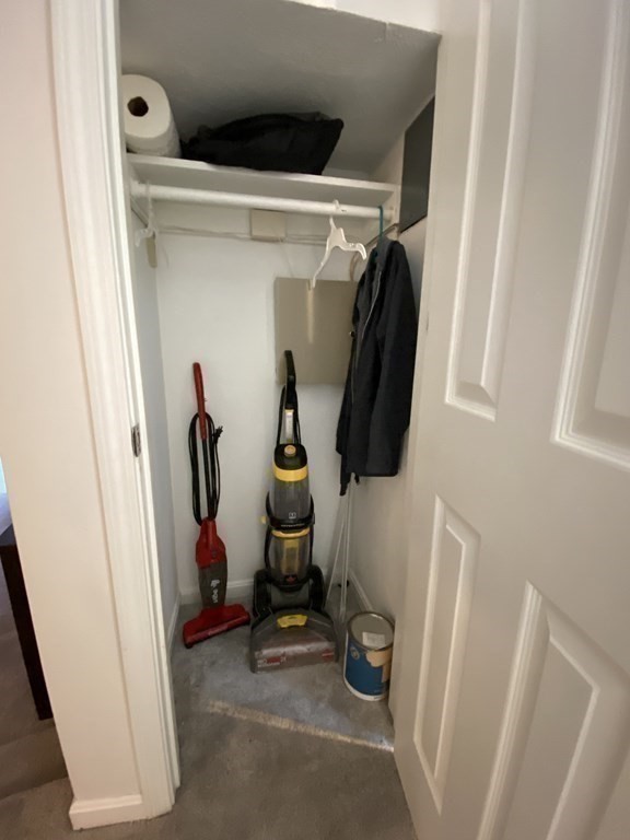 1216 Vfw Pkwy, West Roxbury