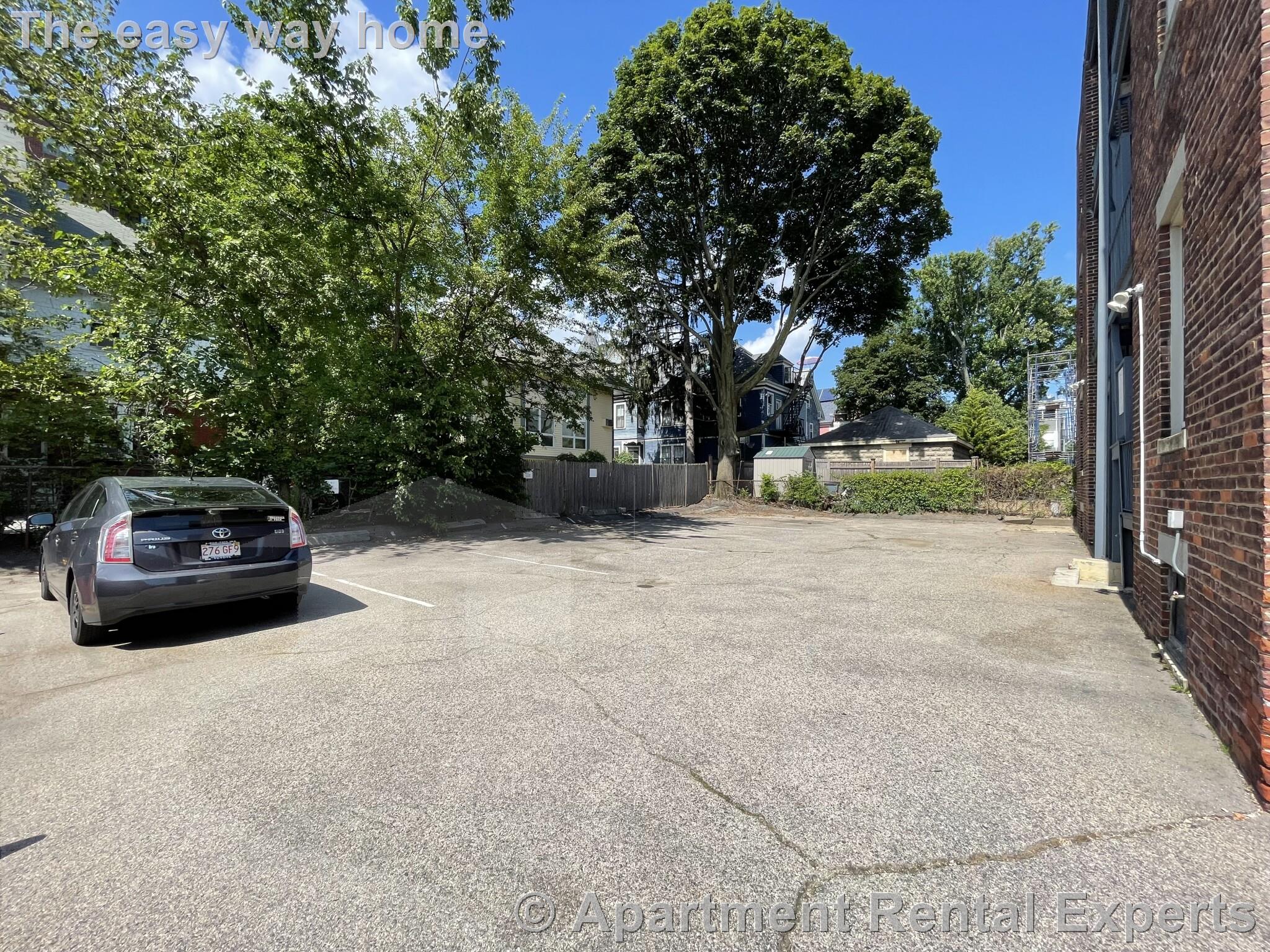 7 Woodbridge St, Davis Square