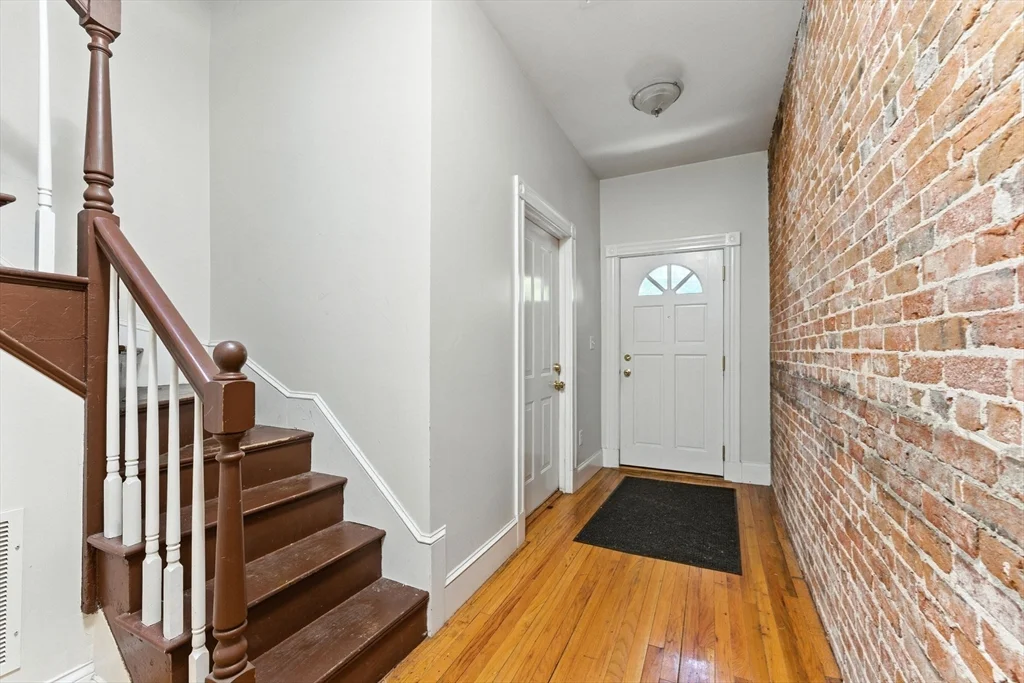 19 Medford St, Chelsea