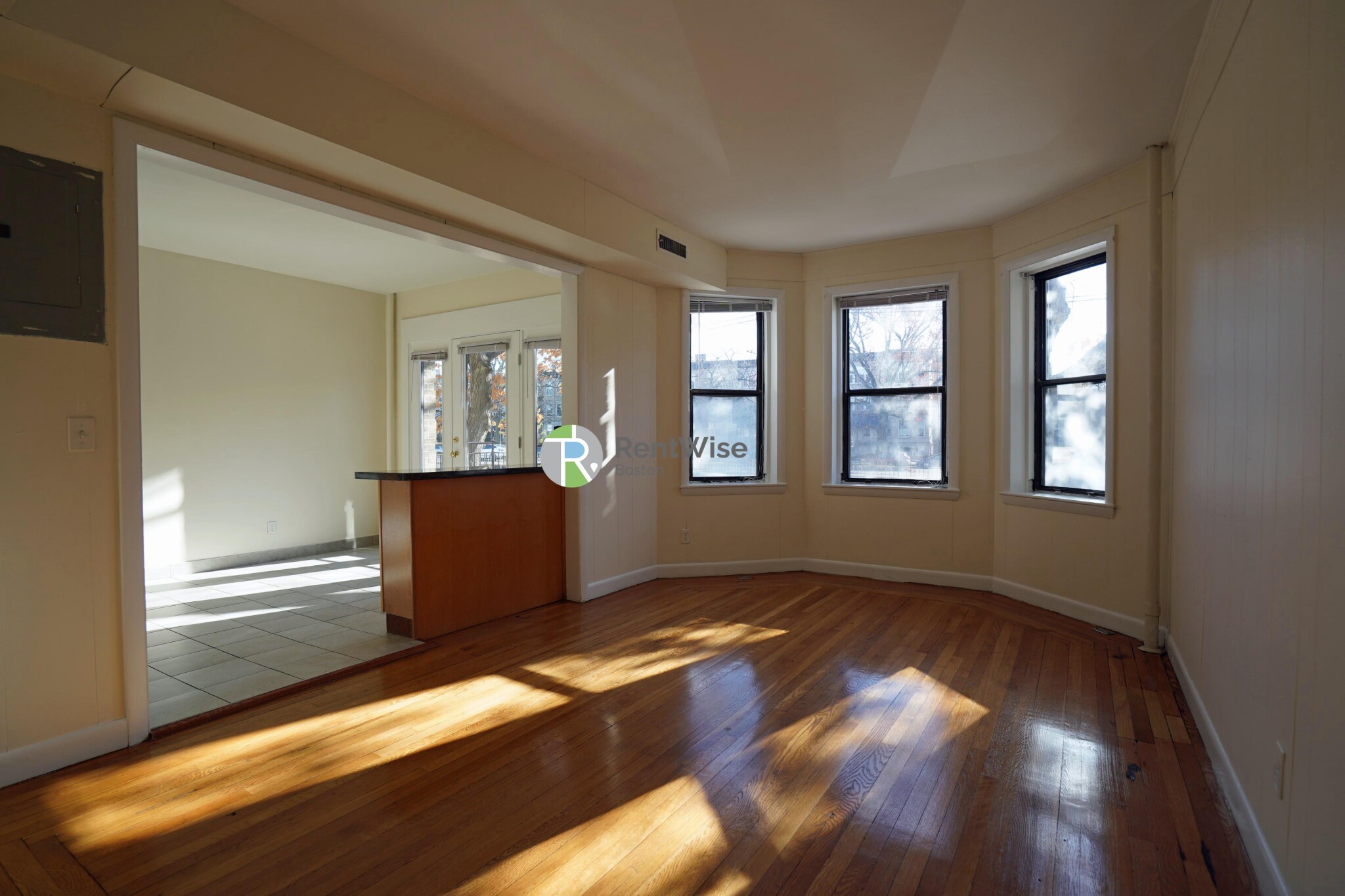 1137 Commonwealth Ave, Brighton