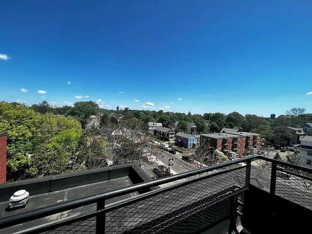 545 Centre St, Jamaica Plain