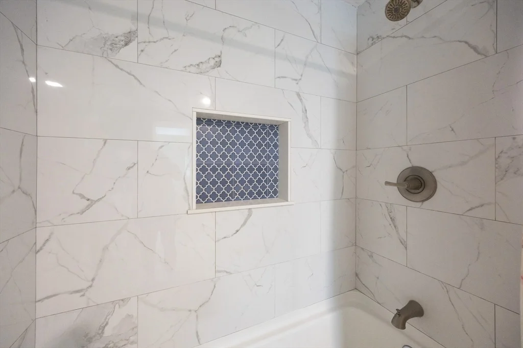 22 Suffolk Rd, Sharon