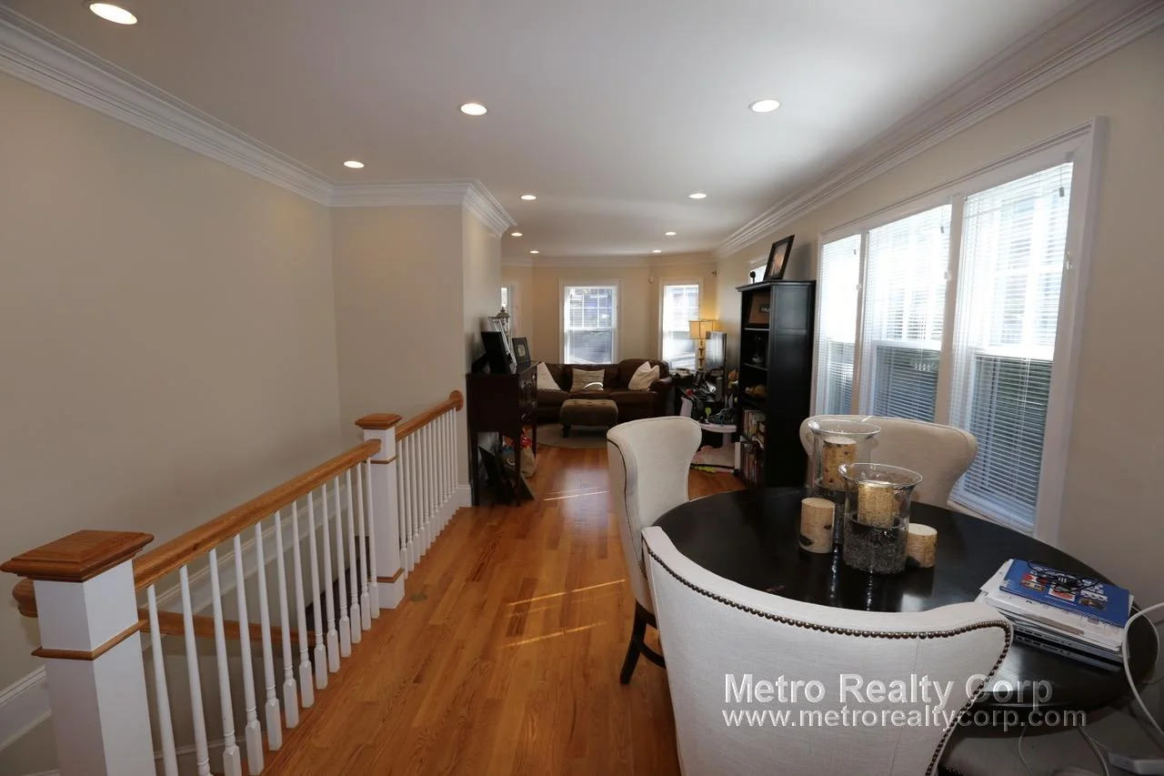 7 Acron Rd, Brookline Village