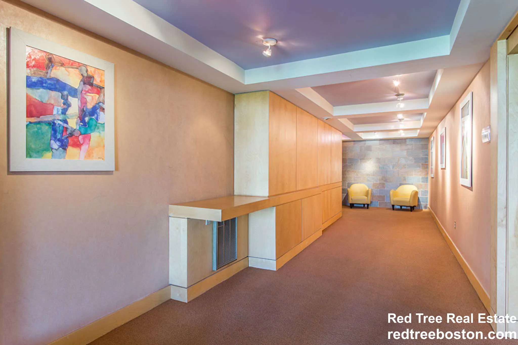 320 Hammond Pond Pkwa, Chestnut Hill