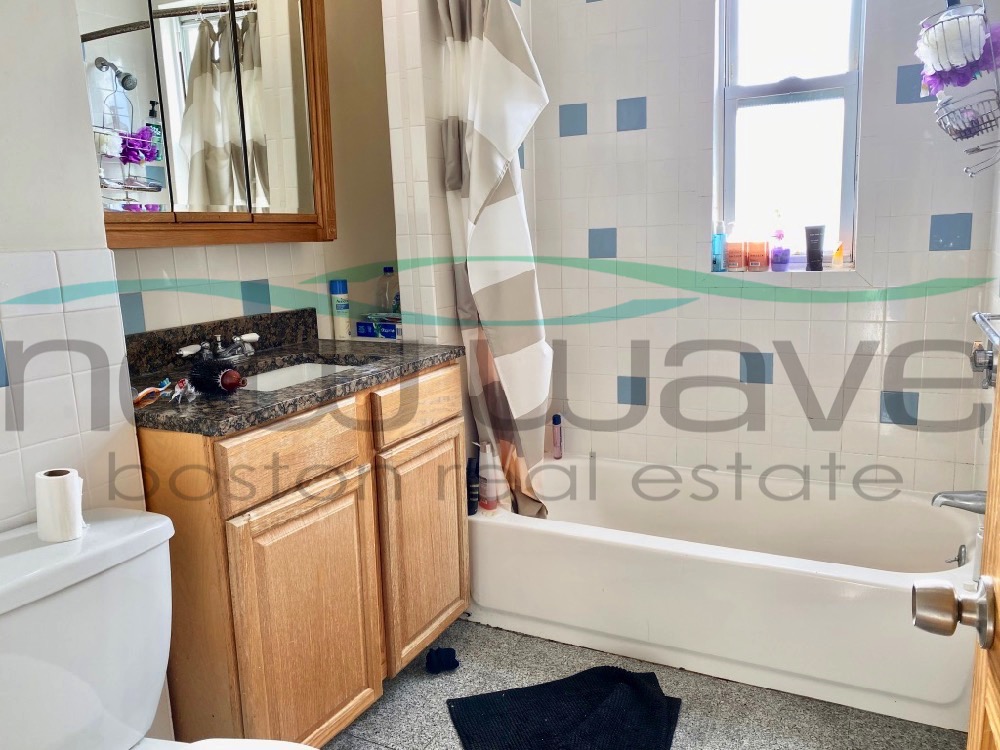 190 Highland St, Roxbury