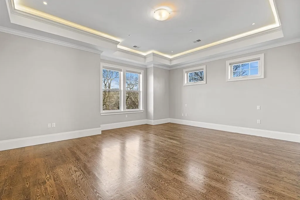 846 Main St, Winchester