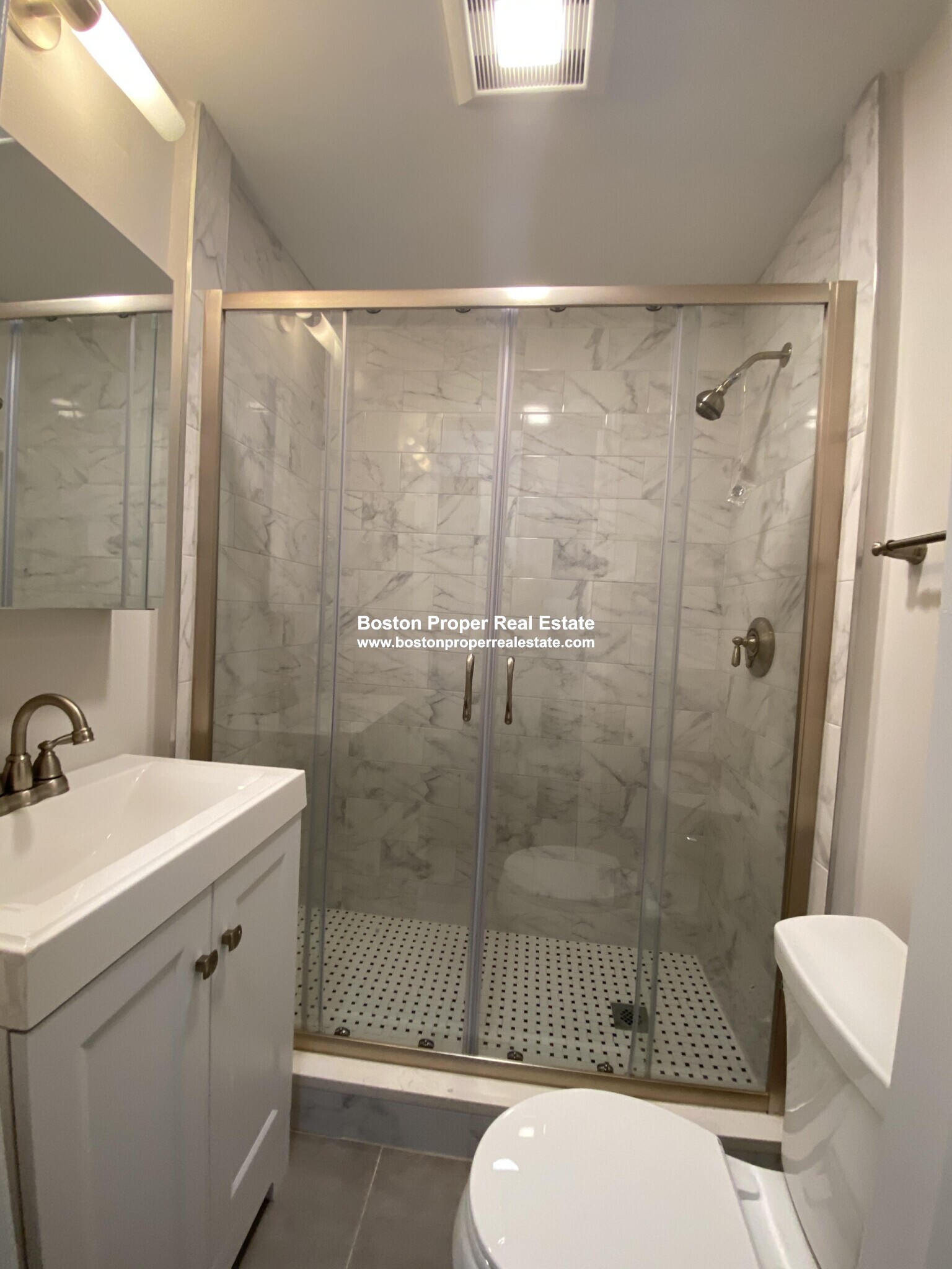 44 Clearway St, Back Bay