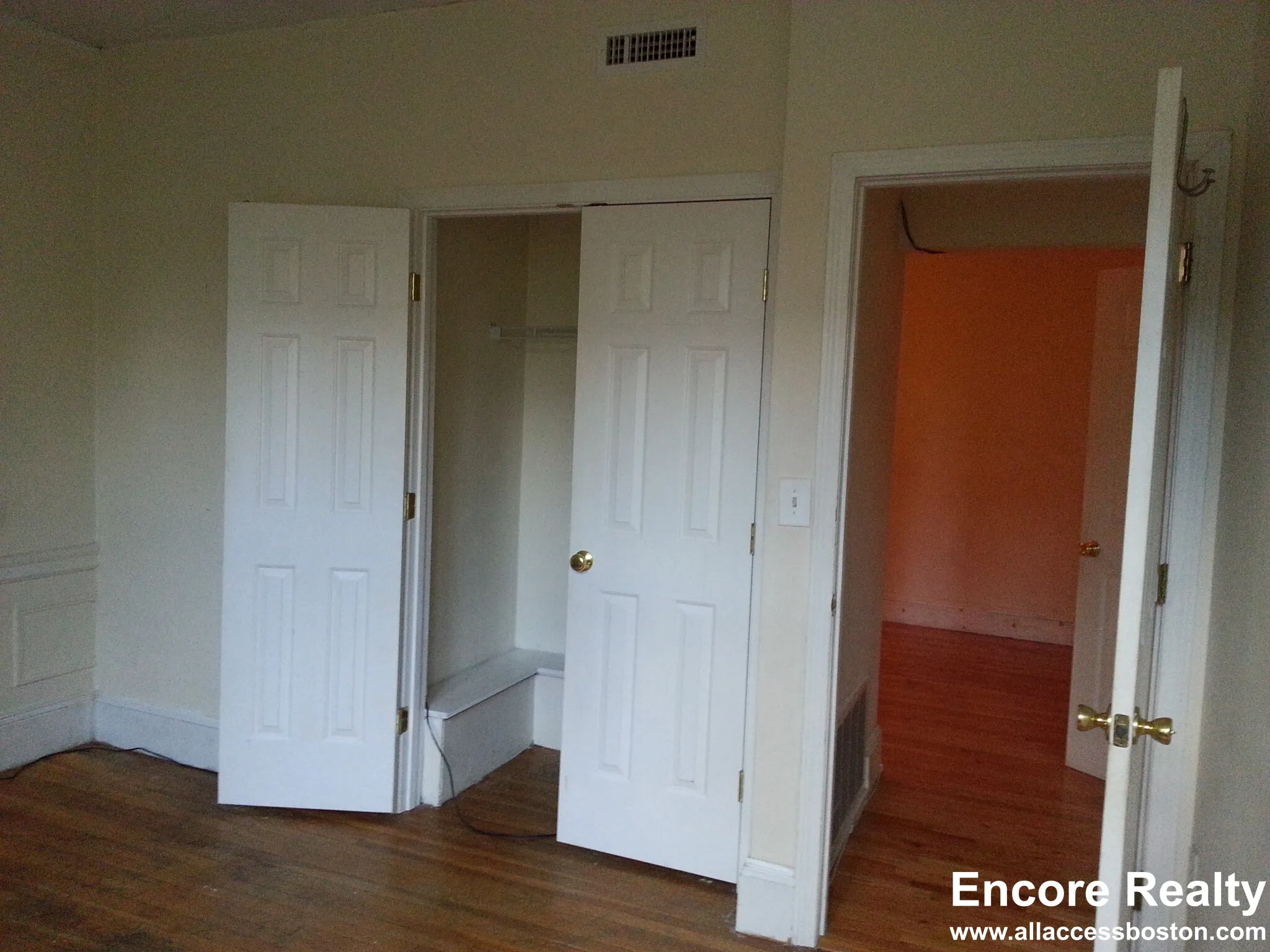 54 Egmont St, North Brookline