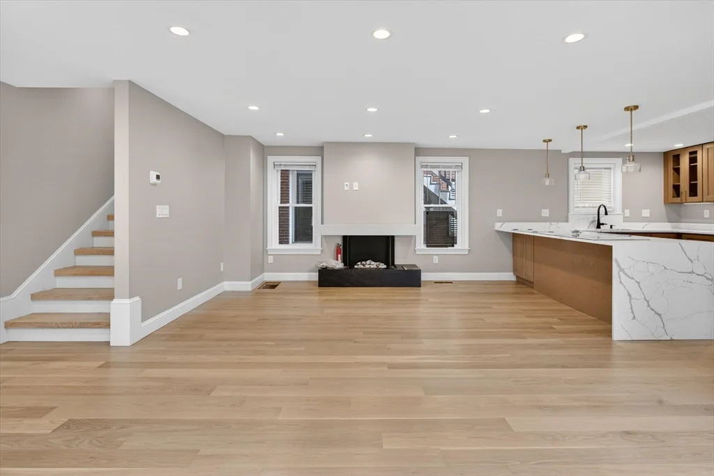 17 Allston St, Charlestown