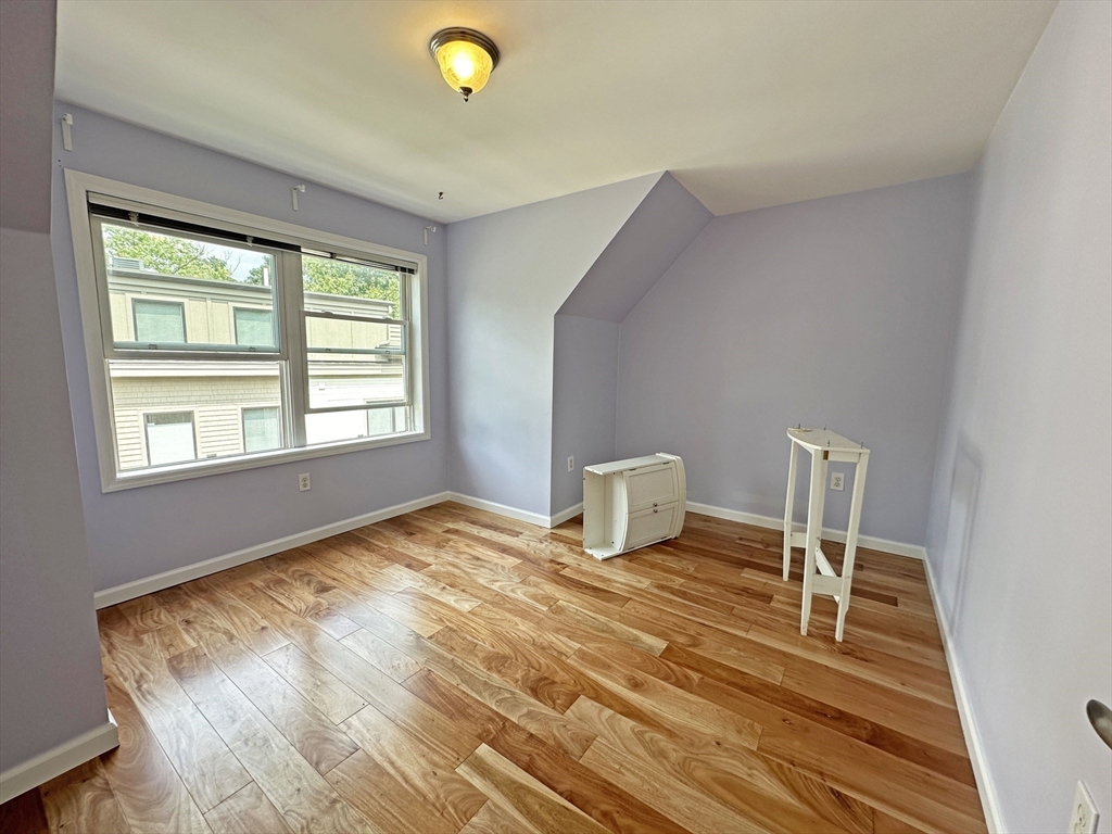 30 Salisbury Rd, Newton Corner