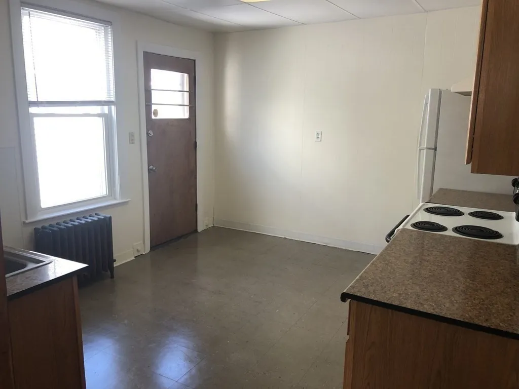 324 Boston Ave, West Somerville