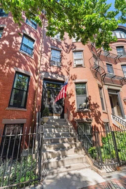 91 Waltham St, South End