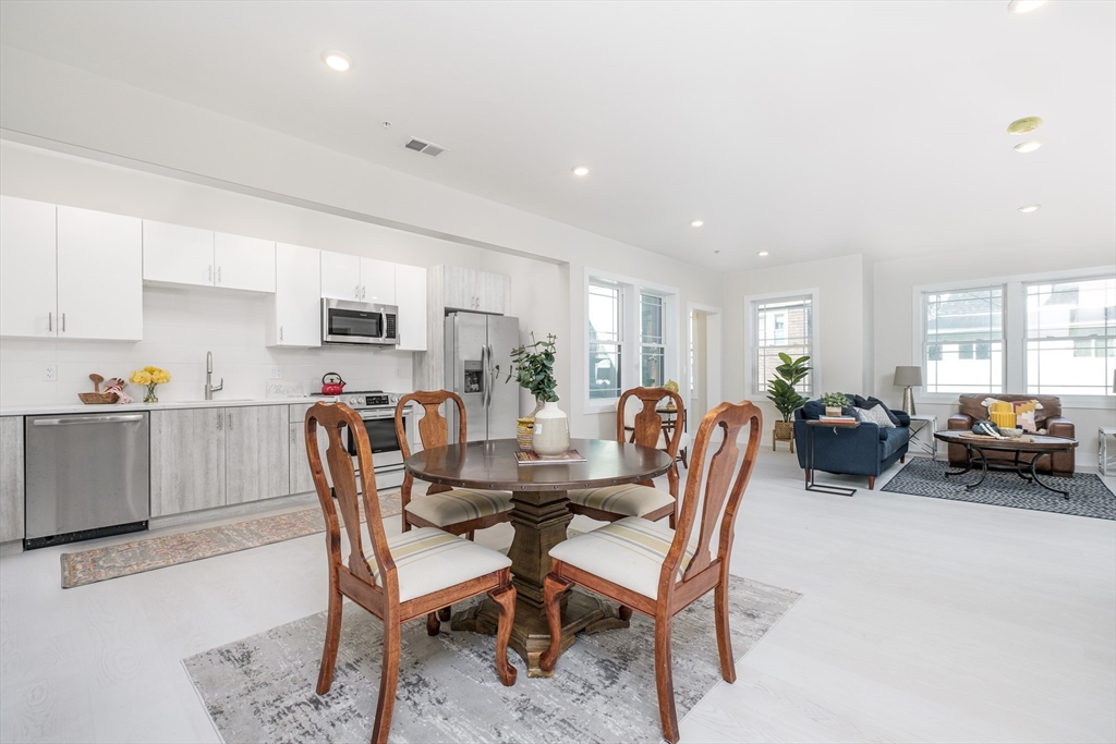 1540 North Shore Rd, Revere