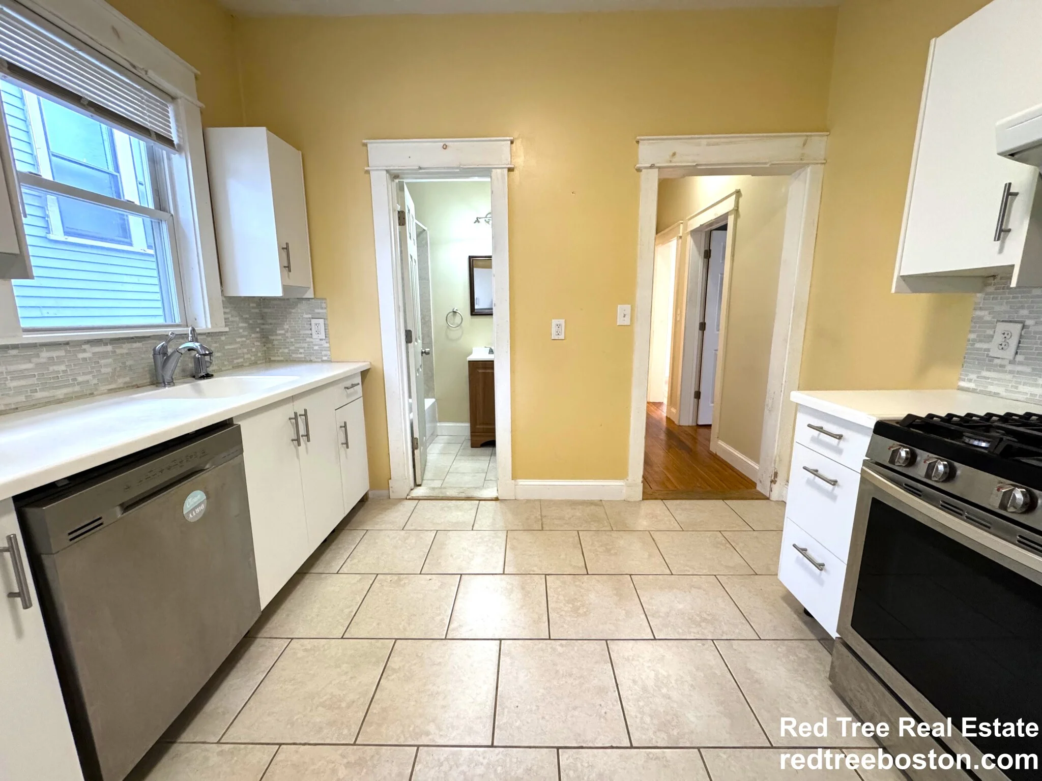 24 Weld Hill St, Jamaica Plain