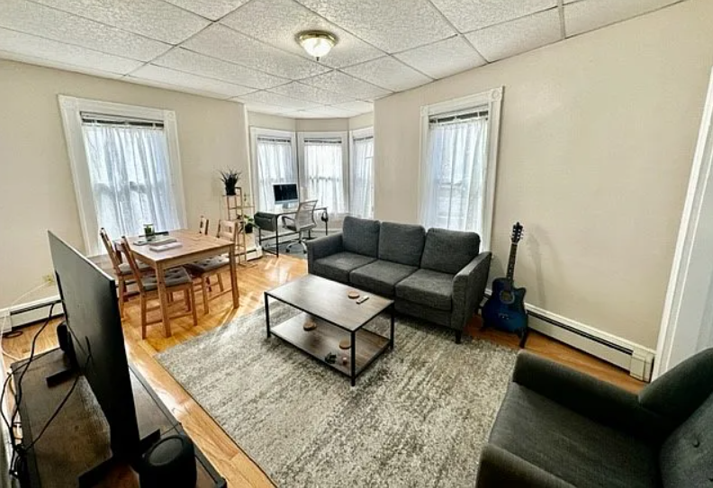 235 Columbia St, The Port