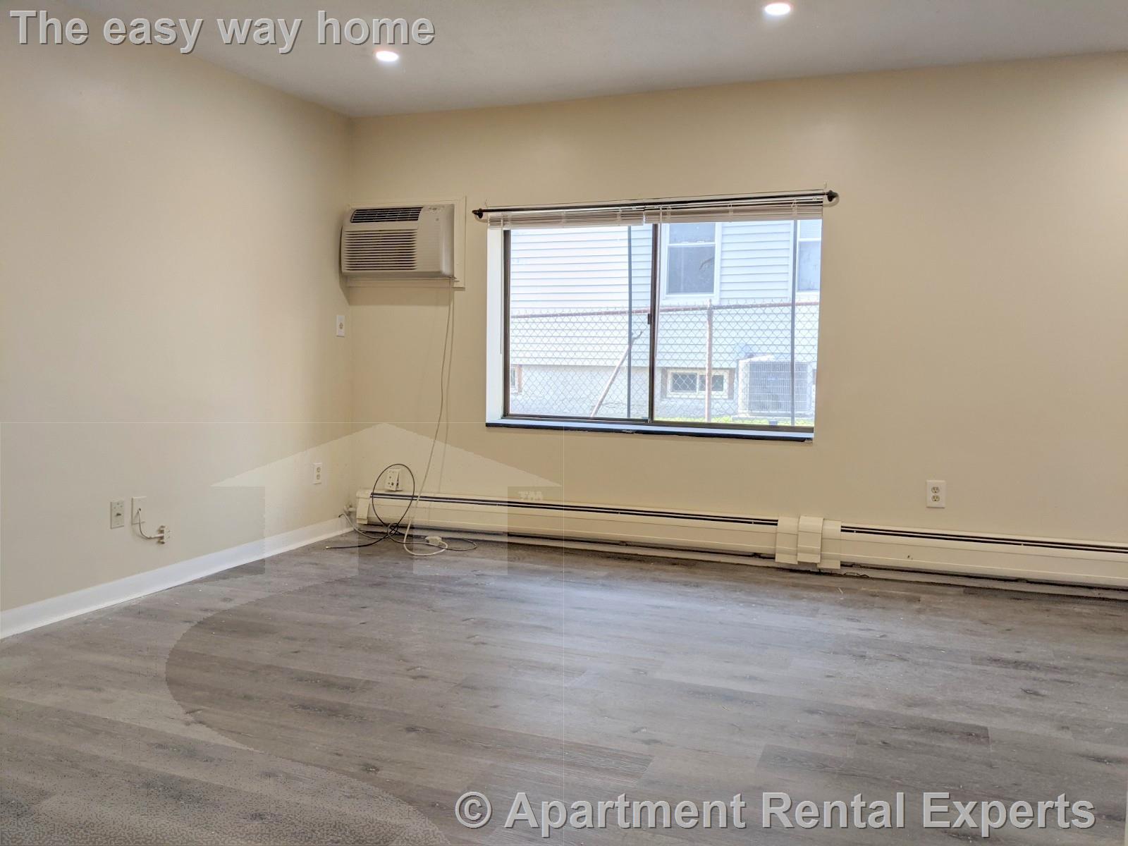 86 Newbury St, Teele Square