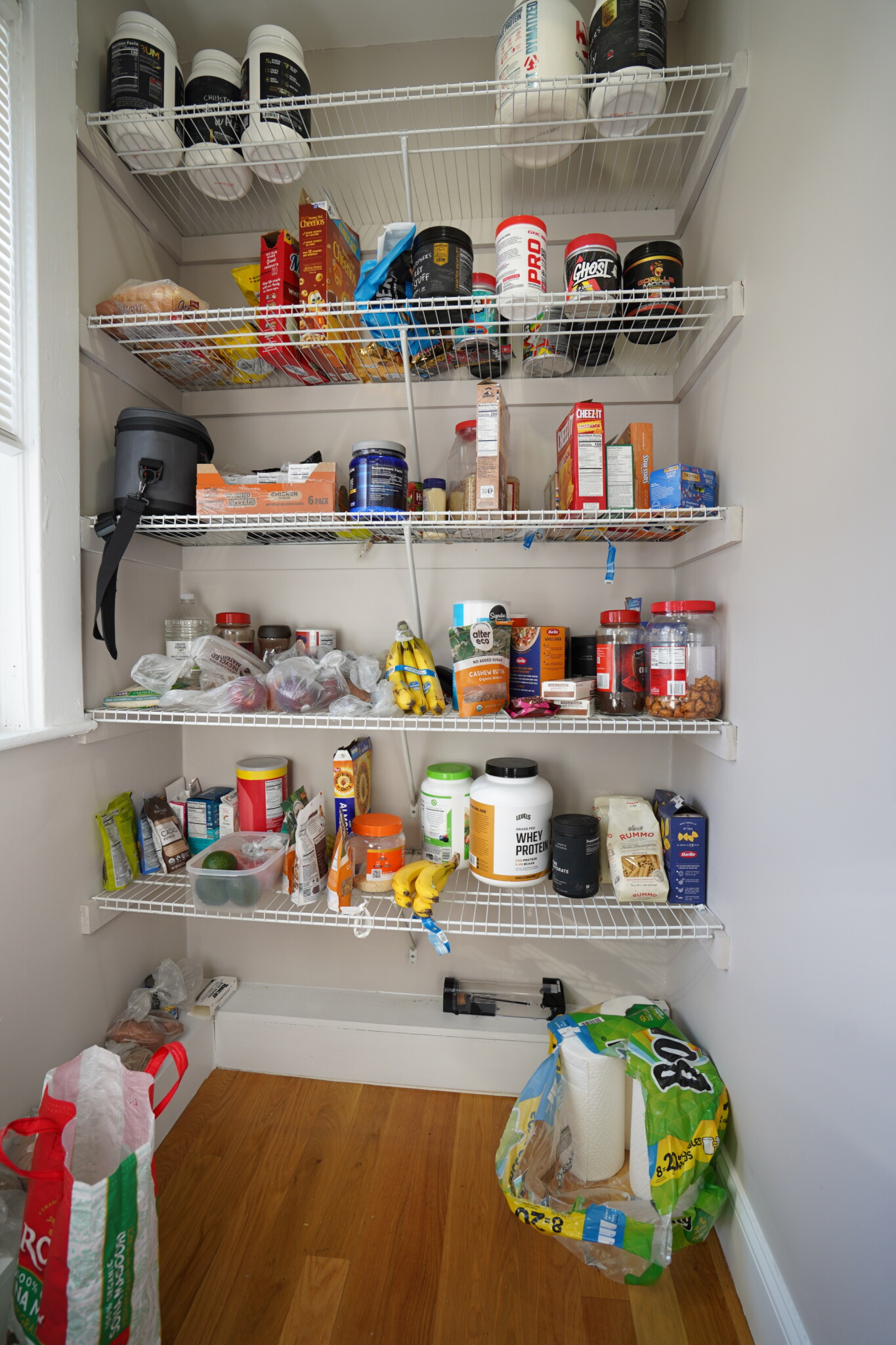 2 Ashford Ct, Allston