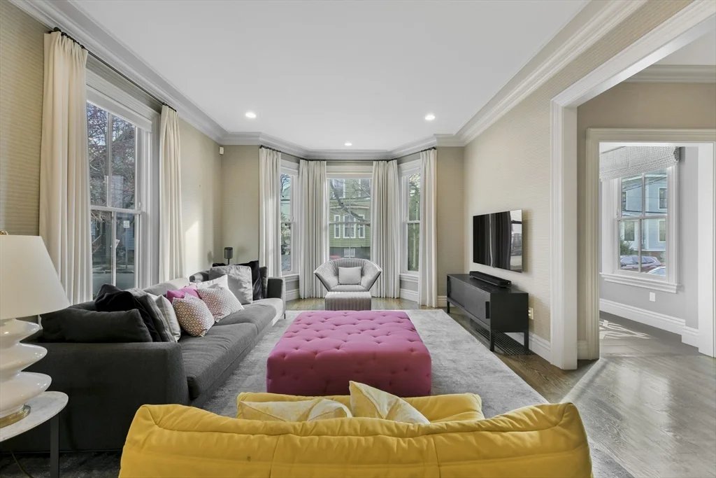 13 Greenough Ave, Mid Cambridge