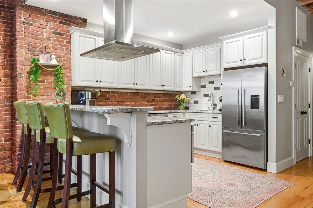 122 Fulton St, North End