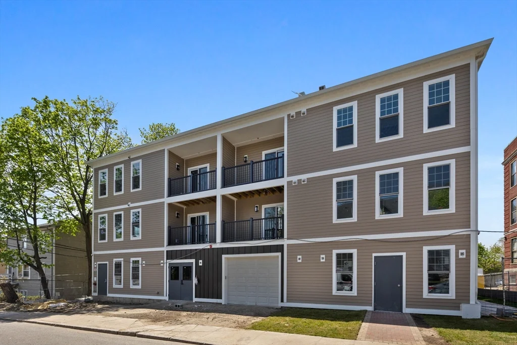 43-47 Fremont, Mattapan