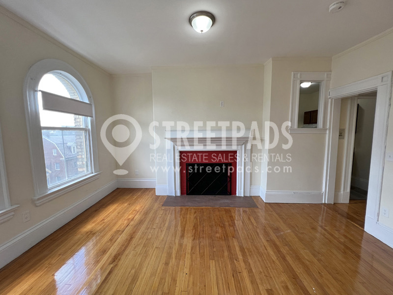 2 Ware St, Mid-Cambridge