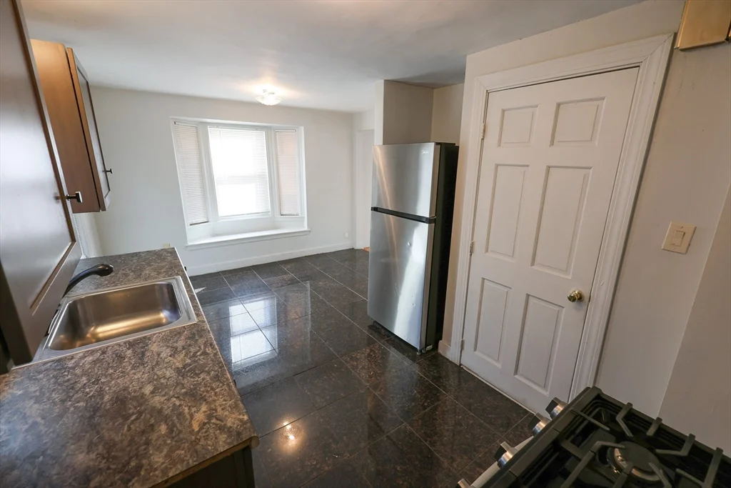 15 Ridgeview Ave, Mattapan