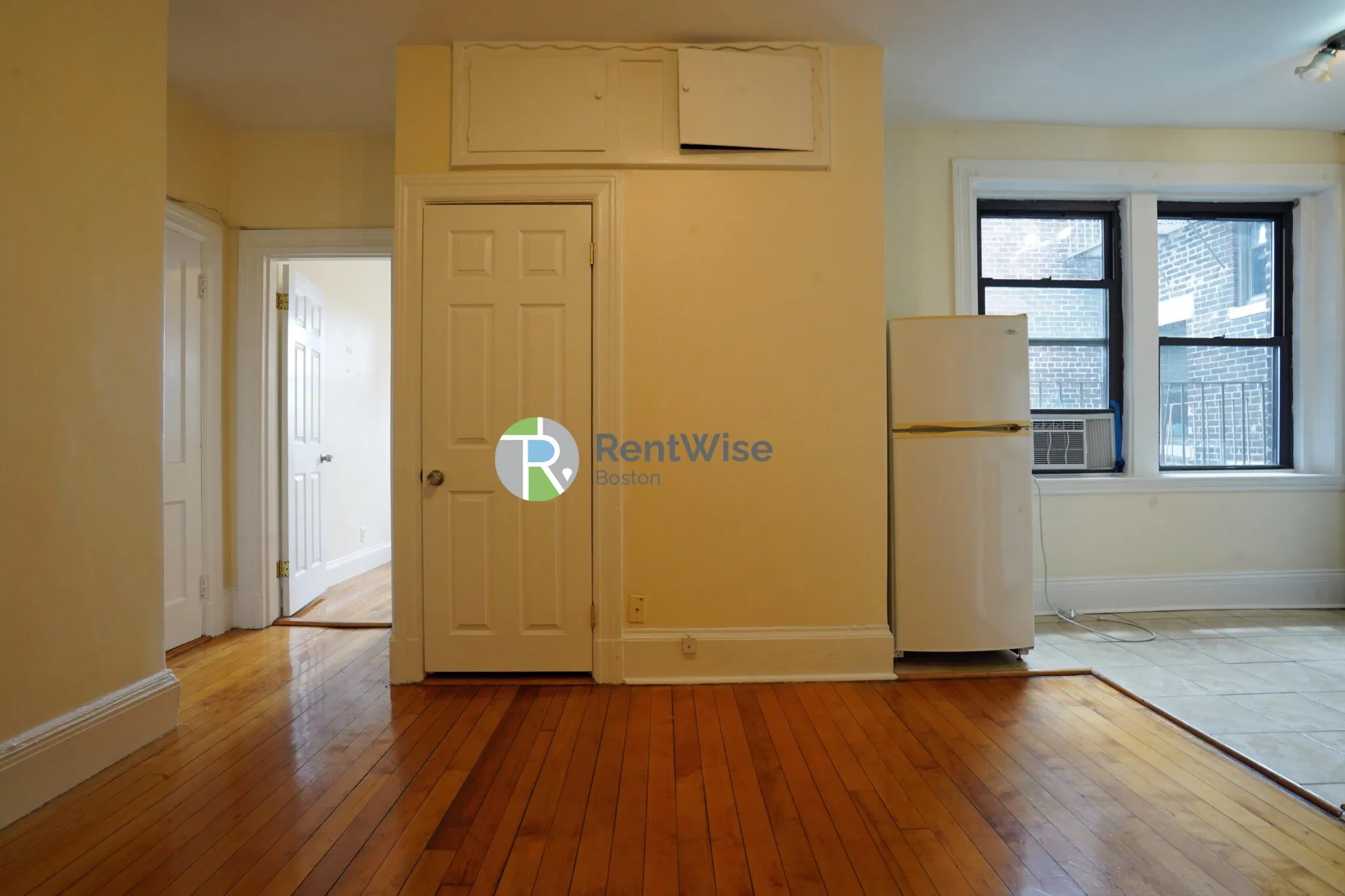 1216 Commonwealth Ave, Brighton