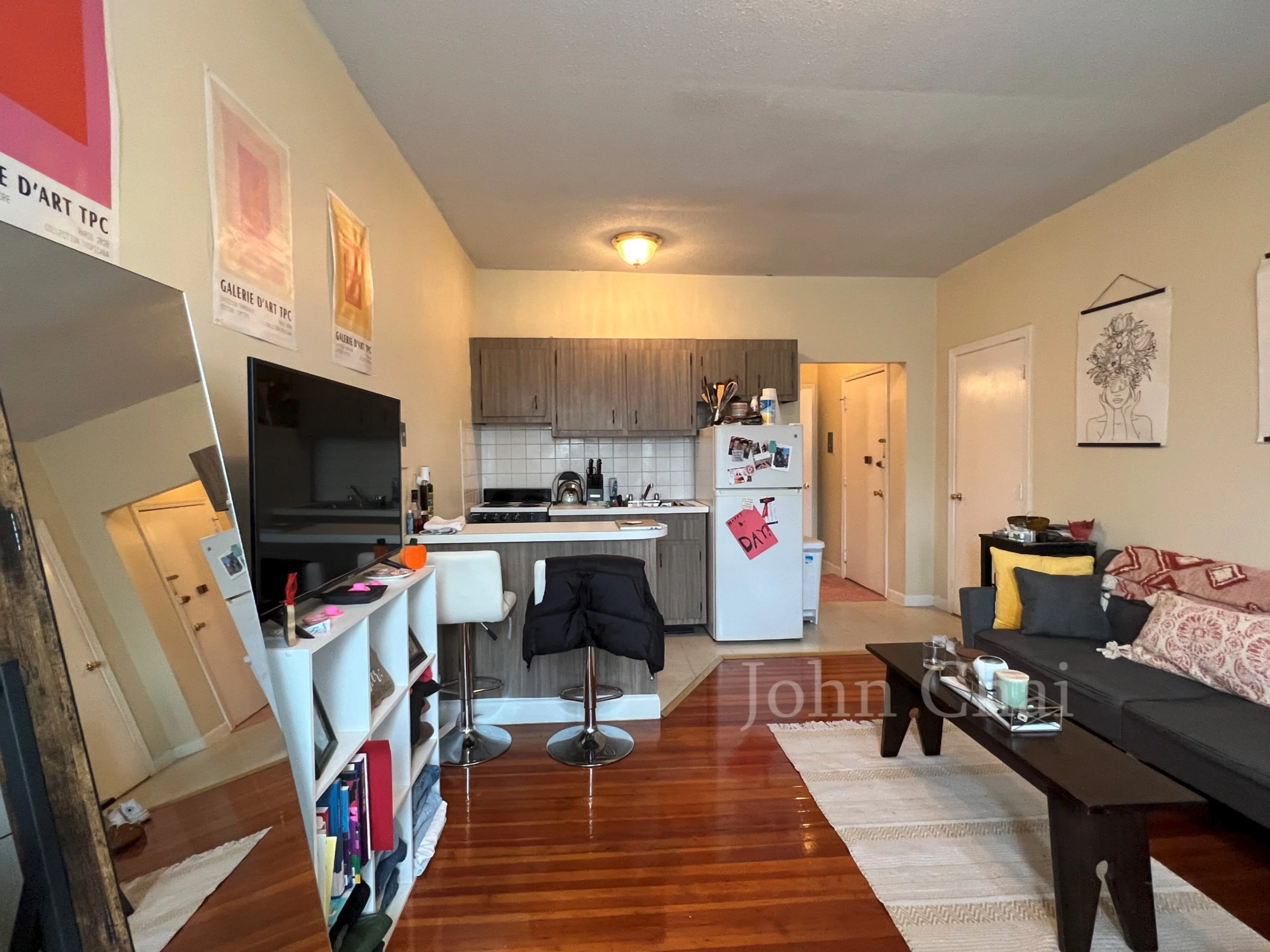 1132 Commonwealth Ave, North Brookline