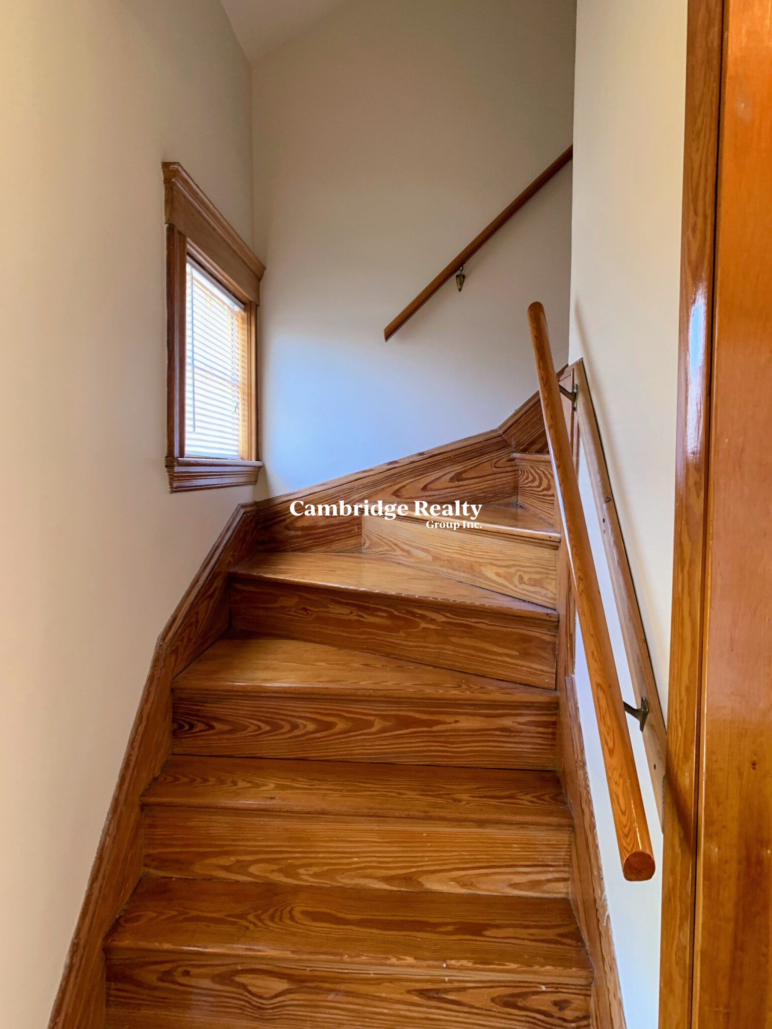 19 Adams St, Arlington