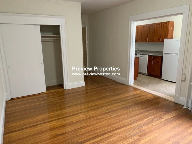 1171 Boylston St, Fenway