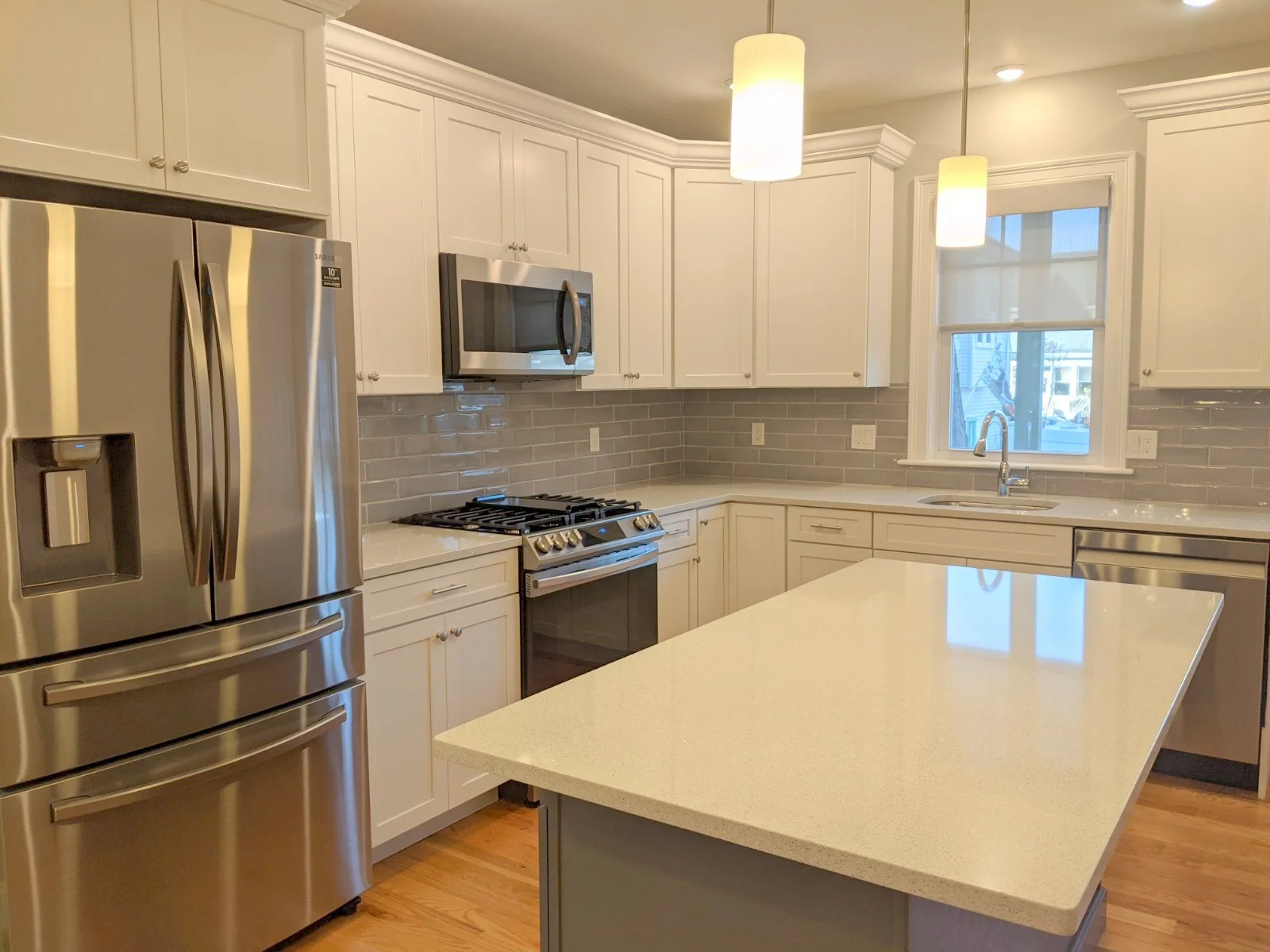 16 Bowen Ave, South Medford