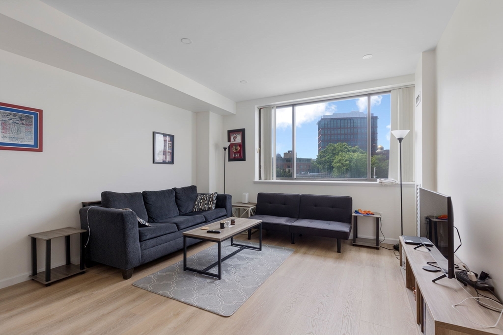 169 Monsignor O'brien Highway, East Cambridge