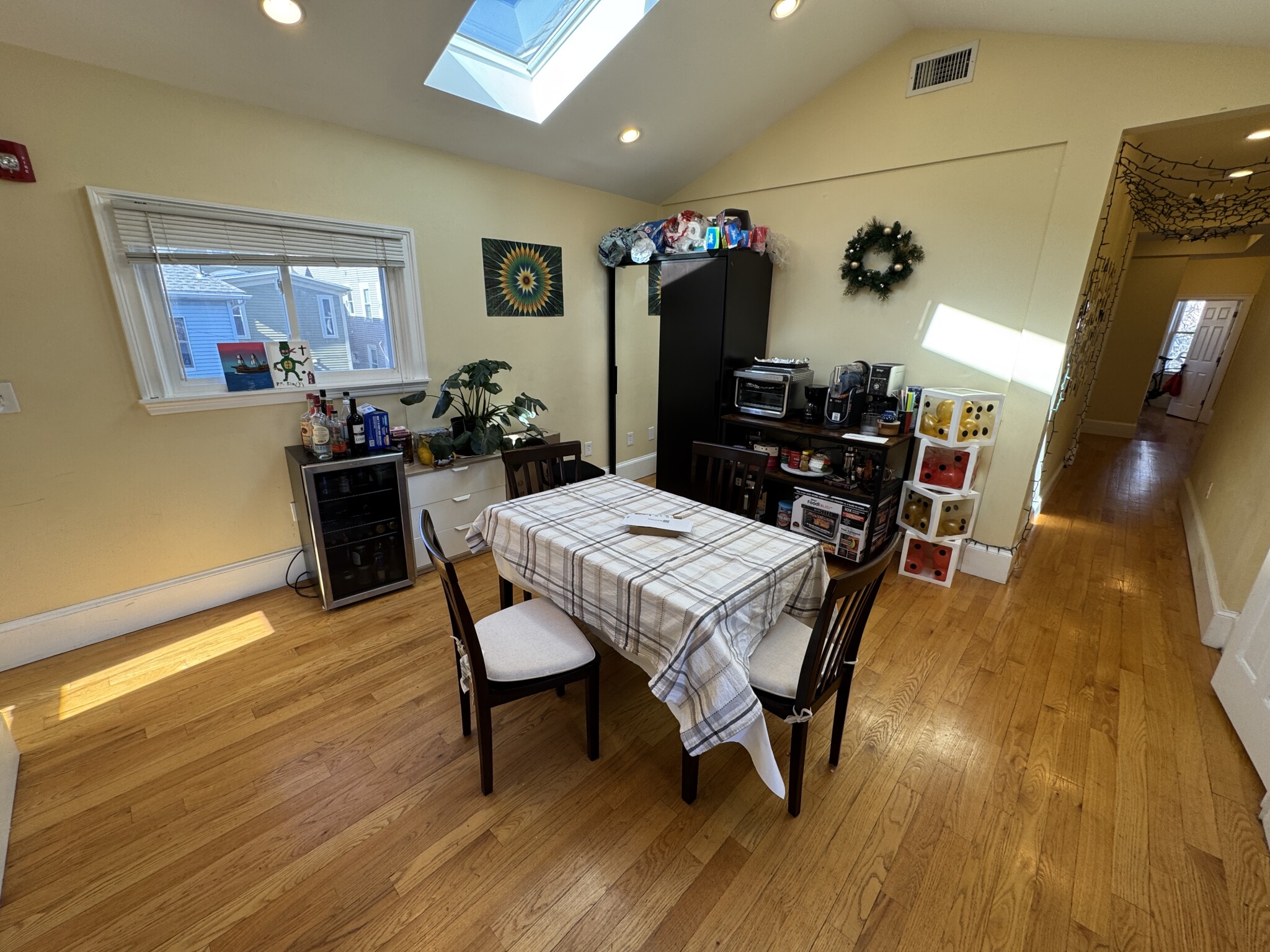 208 Holland St, Teele Square