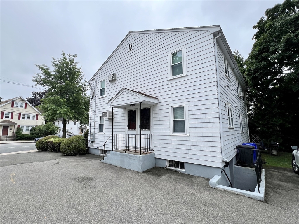 179 Faneuil St, Brighton