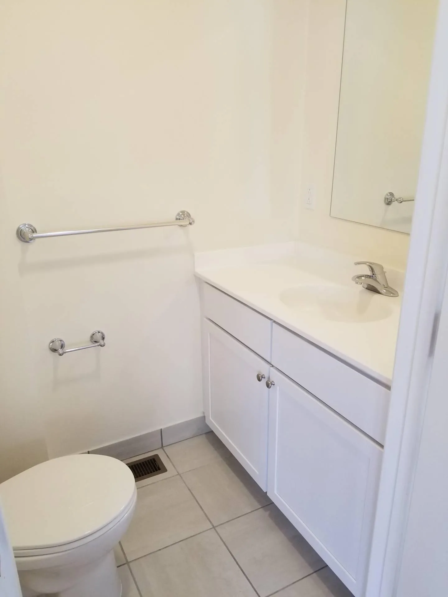 96 Waumbeck St, Roxbury