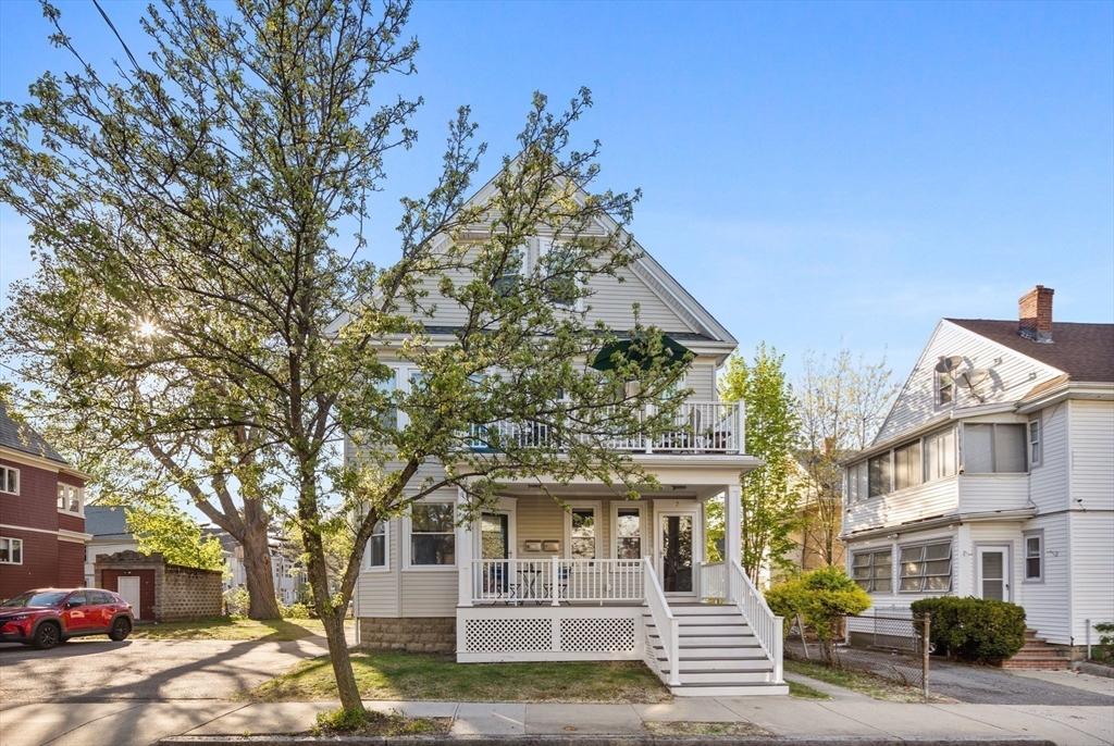 7-9 Stoughton, Tufts University