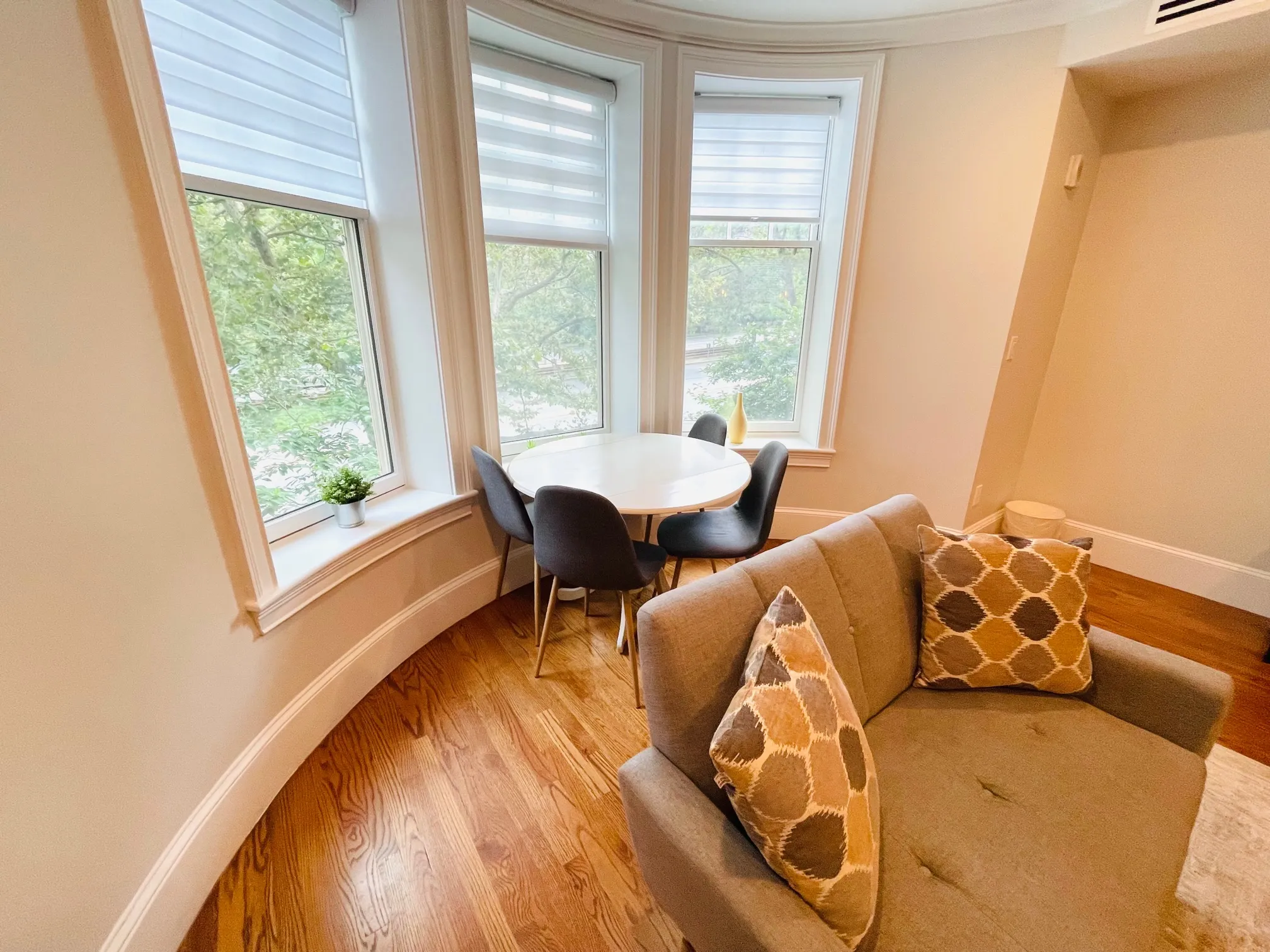 1240 Beacon St, Coolidge Corner