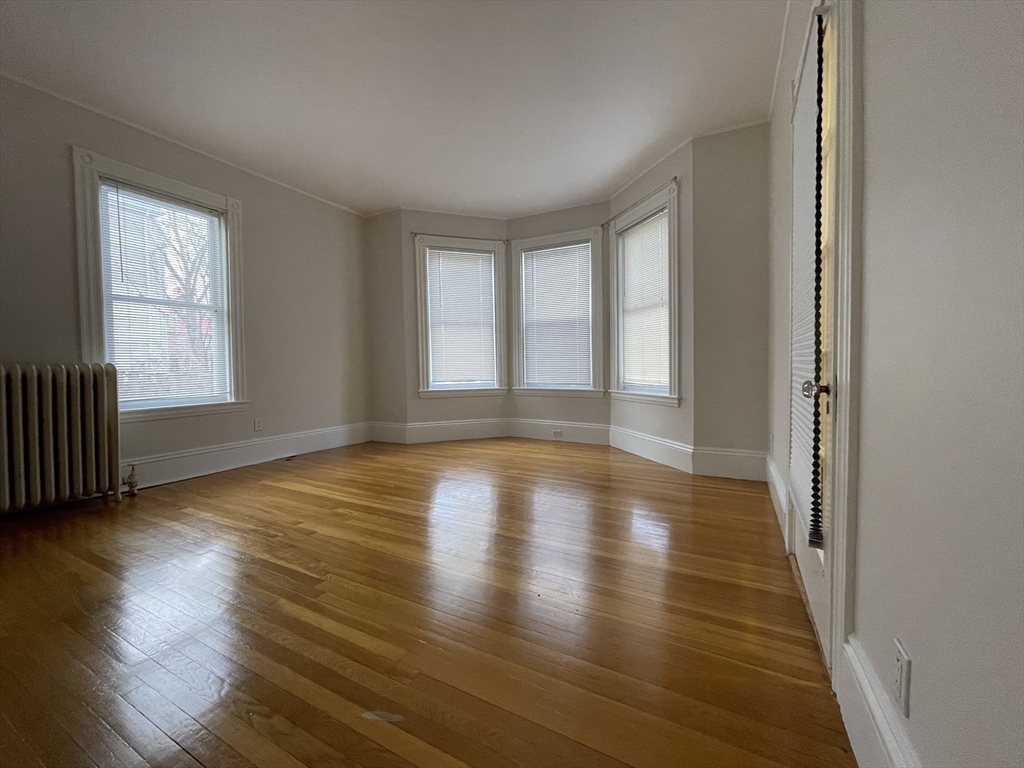 11 Maple Cir, Newton Corner