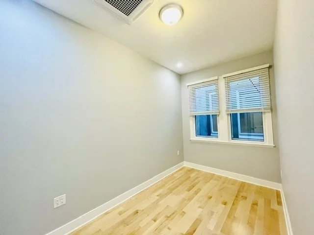 301 North St, North End