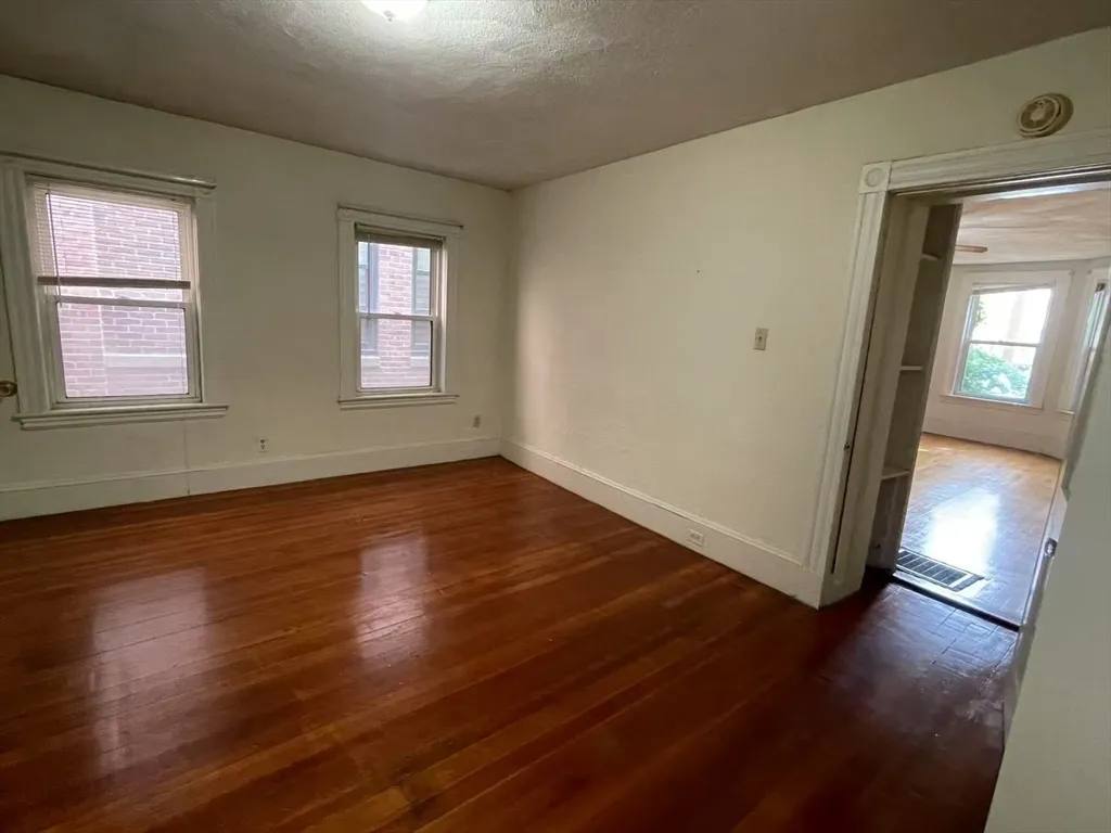 251 Broadway, The Port