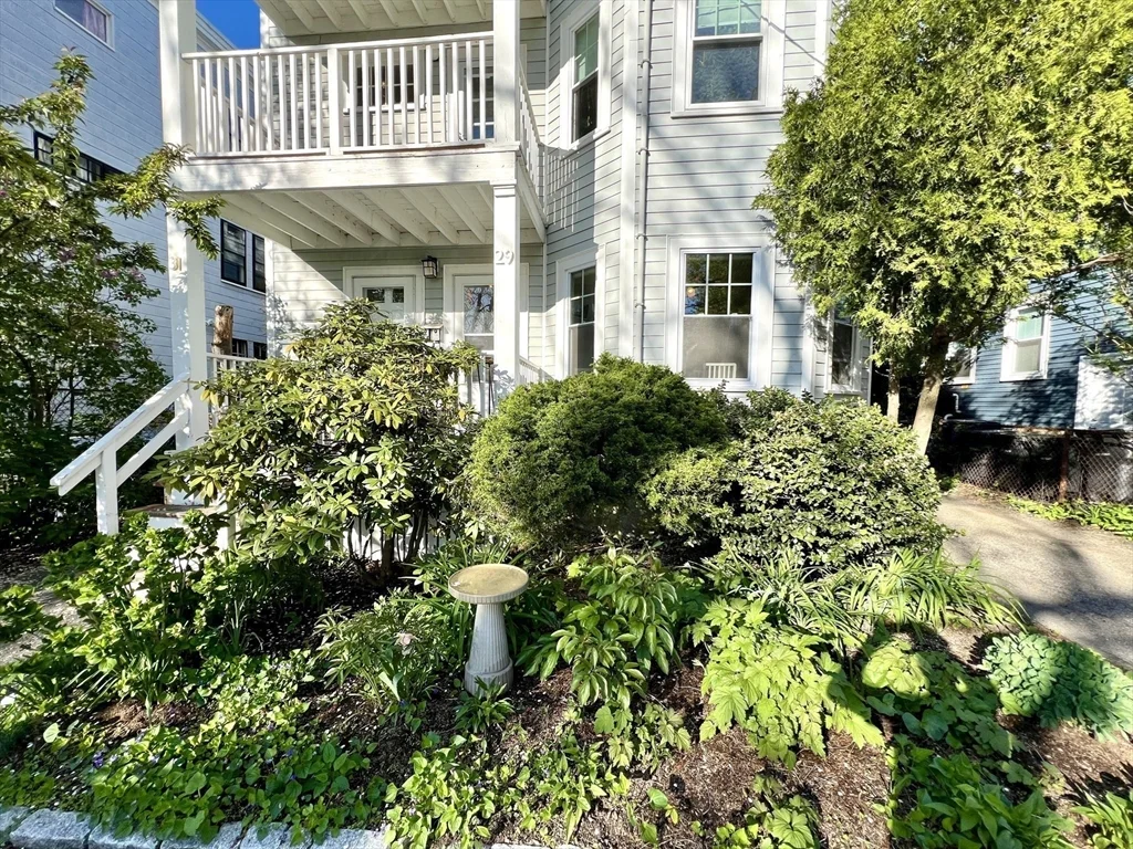 29 Wood St, Neighborhood Nine