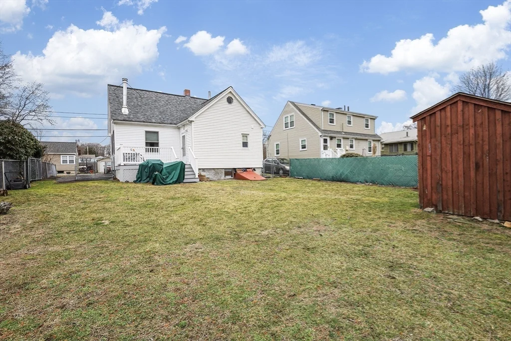 32 Beloit Rd, The Manor