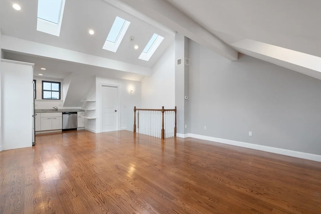 83 W Brookline St, South End