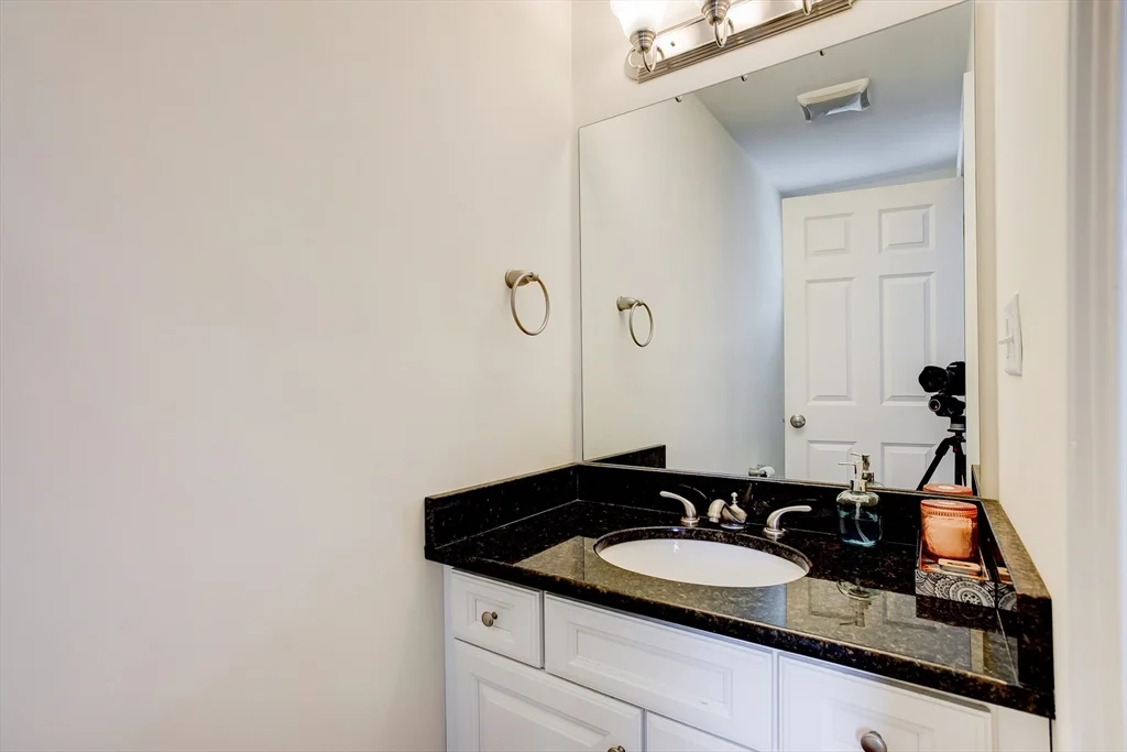 3 Hawthorne St, Woburn