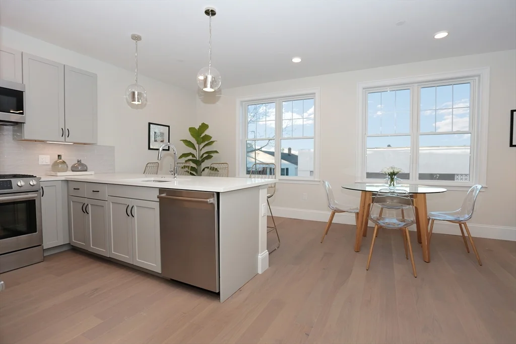 336 Chelsea, East Boston