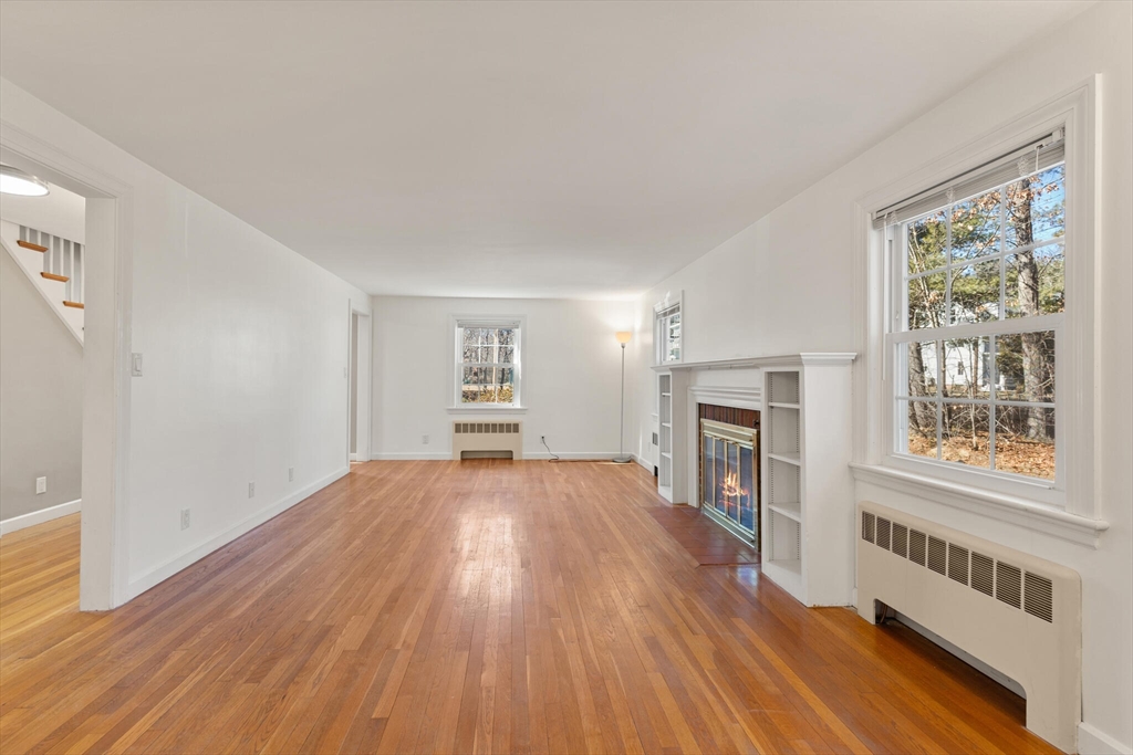 177 Main St, Wayland