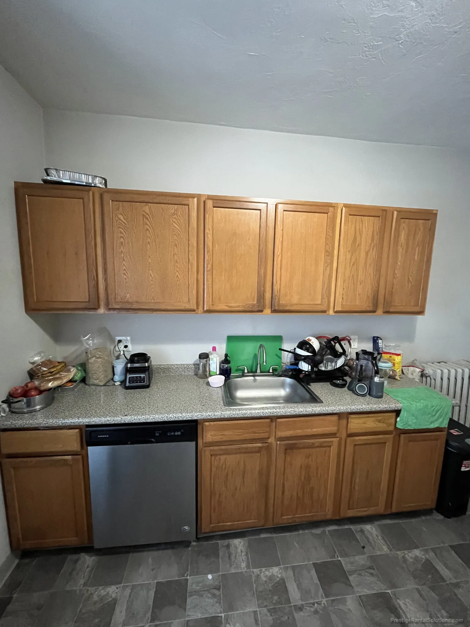 172 Bigelow St, Oak Square