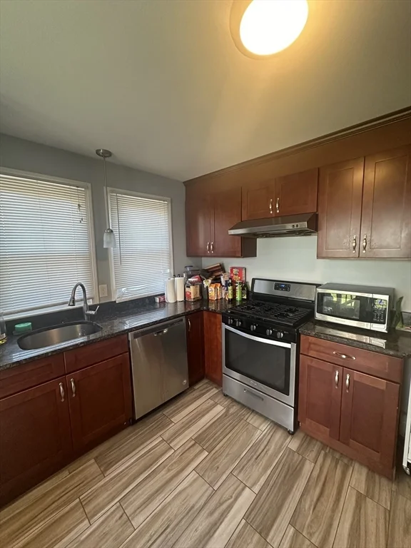 100 Colby Rd, Quincy