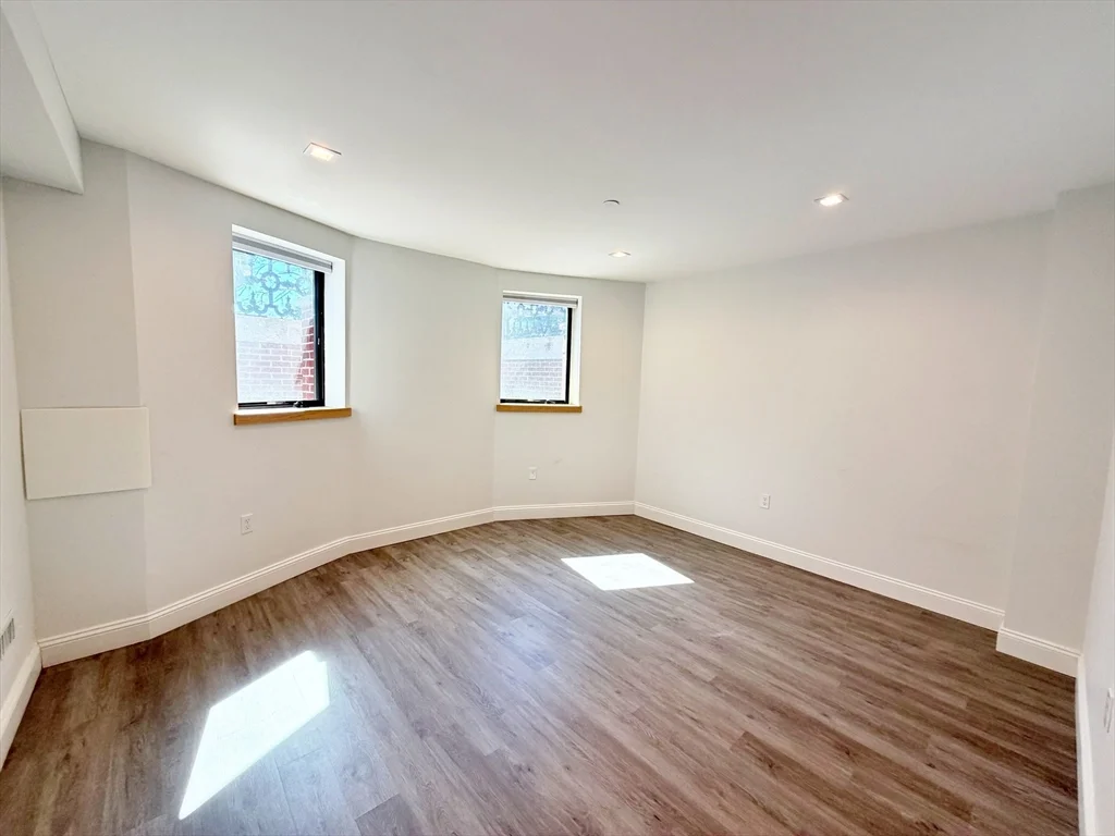 182 Webster St, East Boston