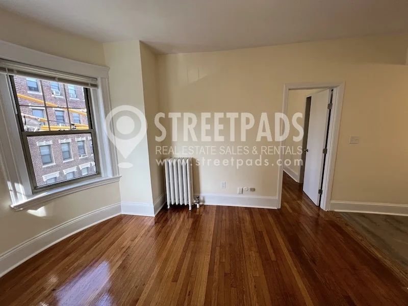 1315 Commonwealth Ave, Allston